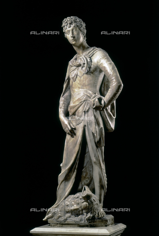 AGC-F-000602-0000 - Scultura di Donatello raffigurante il 'David'. L'opera è conservata nel Museo Nazionale del Bargello, a Firenze - Data dello scatto: 1992 - Archivi Alinari, Firenze