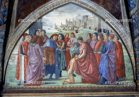 AGC-F-000749-0000 - Wall painting by Domenico Ghirlandaio of 'Saint Francis renouncing his worldly belongings' in the Sassetti Chapel in the Church of Santa Trinita in Florence. At the center of the painting, in the presence of a religious, Saint Francis is shown naked. Behind him his father is supported and restrained by a companion. Numerous figures are observing the scene. In the background the walls of a city and a river dotted with boats - Date of photography: 1992 - Alinari Archives, Florence