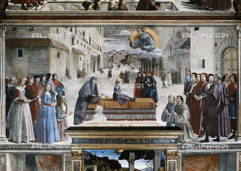AGC-F-000750-0000 - Wall painting by Domenico Ghirlandaio of the 'Miracle of the child' in the Sassetti Chapel in Santa Trinita in Florence. At the center of the picture the child, brought back to life, is seated on his deathbed. On either side groups of persons are observing the scene, amazed. The scene takes place in Piazza Santa Trinita in Florence with on the right the Church of Santa Trinita with its old Gothic facade and on the left Palazzo Spini. In the background is the old Medieval bridge. Above at the center is Saint Francis, shown half-length on a cloud surrounded by light - Date of photography: 1992 - Alinari Archives, Florence