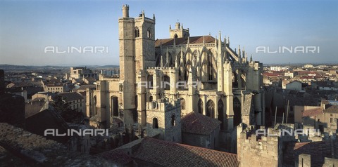 AIS-F-064492-0000 - FRANCE. LANGUEDOC-ROUSSILLON. AUDE. Narbonne. View of the old town and the gothic cathedral of Saint Just (13th c.). - Paul Maeyaert / Iberfoto/Archivi Alinari