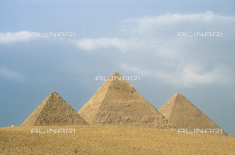 AIS-F-089214-0000 - EGYPT. GIZA. Giza. Pyramids of Khufu, Khafre and Menkaure. Egyptian art. Old Kingdom. Architecture. - Vannini / Iberfoto/Archivi Alinari