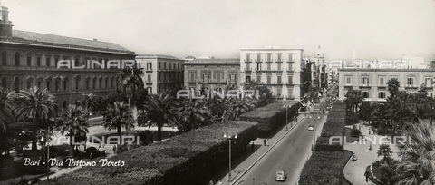ARC-F-004686-0000 - View of Via Vittorio Veneto in Bari - Date of photography: 1950 ca. - Alinari Archives, Florence