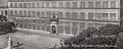 ARC-F-004824-0000 - Government Palace and Piazza Napoleone in Lucca - Date of photography: 1970 ca. - Alinari Archives, Florence
