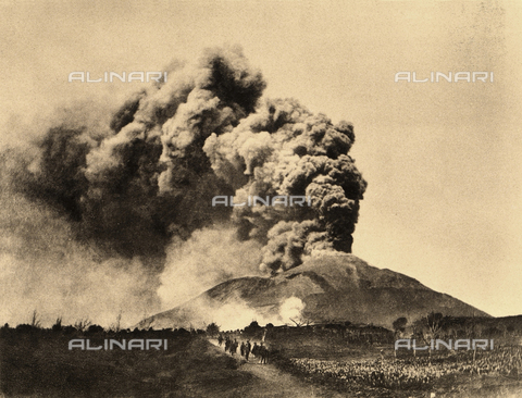 AVQ-A-000007-0012 - Dense smoke released by Vesuvius in the first days of the 1906 eruption. - Date of photography: 05/04/1906 - Alinari Archives, Florence
