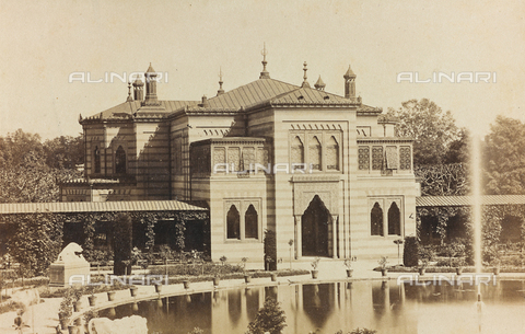 AVQ-A-000109-0010 - View of the Palace of Wilhelma, whose park is now a zoo and botanical garden, Stuttgart - Date of photography: 1890 ca. - Alinari Archives, Florence