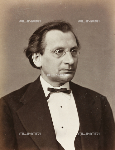 AVQ-A-000144-0506 - Portrait of F. Engelhardt - Date of photography: 1900-1910 ca. - Alinari Archives, Florence