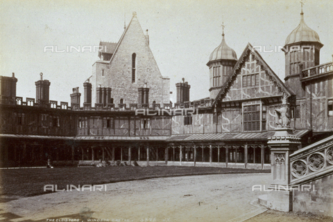 AVQ-A-000223-0004 - View of the picturesque cloister of Windsor Castle - Date of photography: 1860-1880 ca. - Alinari Archives, Florence