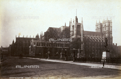 AVQ-A-000223-0012 - The right flank of the celebrated Westminster Abbey - Date of photography: 1860-1880 ca. - Alinari Archives, Florence