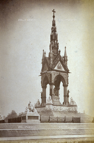 AVQ-A-000223-0021 - The Albert Memorial, monument to Queen Victoria's Prince consort erected in Kensington Gore in London - Date of photography: 1860-1880 ca. - Alinari Archives, Florence