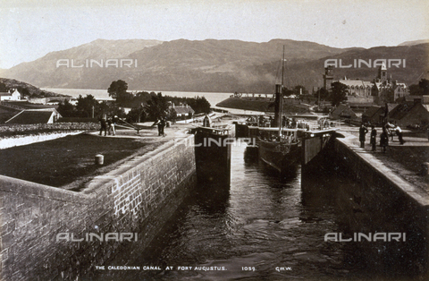 AVQ-A-000223-0078 - The Caledonian Canal in the town of Fort Augustus in Scotland - Date of photography: 1860-1880 ca. - Alinari Archives, Florence
