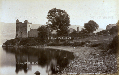 AVQ-A-000223-0079 - The ruins of Urquhart Castle on the banks of Loch Ness in Scotland - Date of photography: 1860-1880 ca. - Alinari Archives, Florence