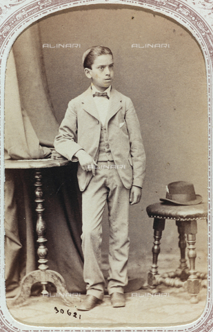 AVQ-A-000288-0042 - Portrait of a child, carte de visite; the support contains the indication "Luigi Rapallino, son of Bianca De Ferrari in Rapallino" - Date of photography: 1870-1890 - Alinari Archives, Florence