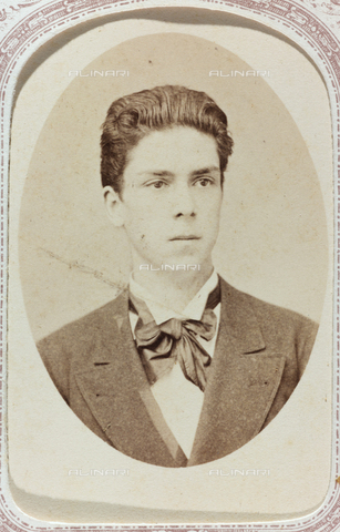 AVQ-A-000288-0058 - Portrait of a boy, carte de visite; the support contains the indication "Francesco Maggioncalda (lawyer)" - Date of photography: 1890 ca. - Alinari Archives, Florence