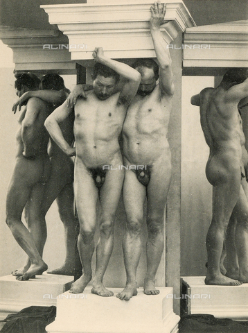 AVQ-A-000438-0038 - Nudo maschile in forma di cariatide - Data dello scatto: 1925 ca. - Archivi Alinari, Firenze