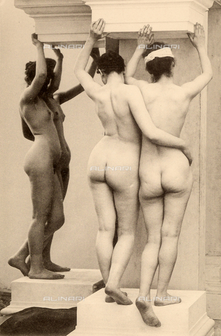 AVQ-A-000438-0068 - Nudi femminili in forma di cariatide - Data dello scatto: 1925 ca. - Archivi Alinari, Firenze
