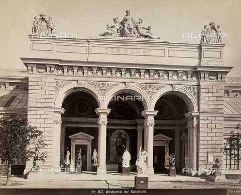 AVQ-A-000456-0006 - 1873 Vienna World's Fair: west side of the arts pavilion - Date of photography: 1873 - Alinari Archives, Florence