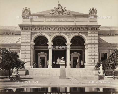 AVQ-A-000456-0008 - 1873 Vienna World's Fair: east side of the arts pavilion - Date of photography: 1873 - Alinari Archives, Florence