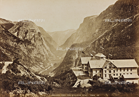 AVQ-A-000630-0011 - Pass Naeroy and Stalheim Hotel, Norway - Date of photography: 1890 ca. - Alinari Archives, Florence