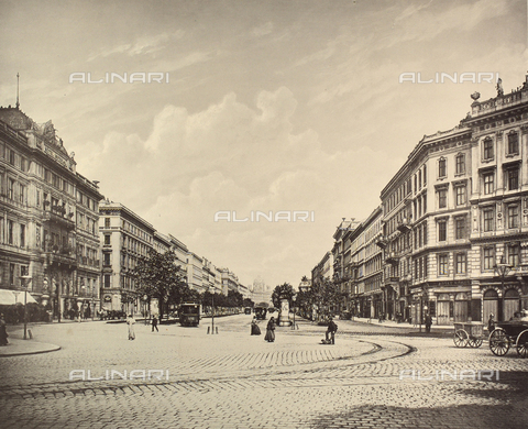 AVQ-A-000671-0004 - Karthner Ring, street in Vienna. Photograph taken from the album "Album von Wien" edited by V. A. Heck of Vienna, printed by M. Jaffé of Vienna - Date of photography: 1905 ca. - Alinari Archives, Florence