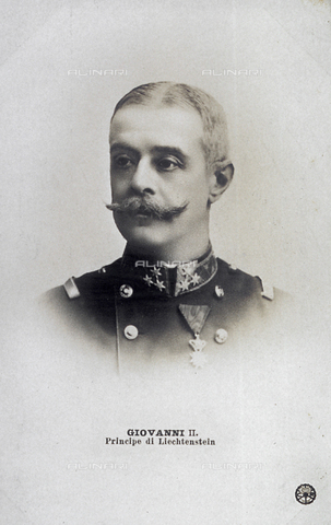 AVQ-A-000806-0098 - Half-length portrait of Prince Fohn II of Liechtenstein (1840-1929) - Date of photography: 1880-1890 - Alinari Archives, Florence
