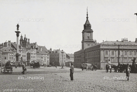 AVQ-A-000879-0005 - The Royal Castle Square with the column Sigismund III, Warsaw, Poland - Date of photography: 1903 - Alinari Archives, Florence