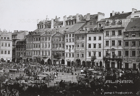 AVQ-A-000879-0010 - The old market district, Warsaw, Poland - Date of photography: 1903 - Alinari Archives, Florence