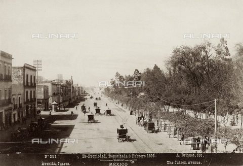 AVQ-A-000889-0001 - Juares Avenue in Mexico City, Mexico - Date of photography: 1896 ca. - Alinari Archives, Florence