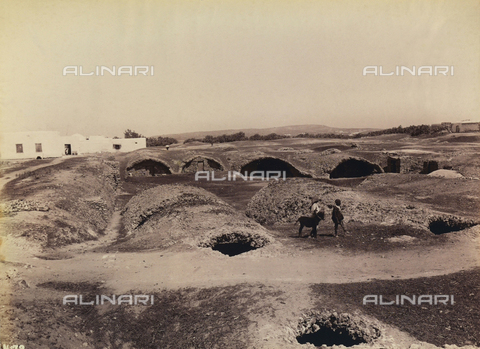 AVQ-A-000946-0039 - Wells in Carthage - Date of photography: 1850-1900 - Alinari Archives, Florence