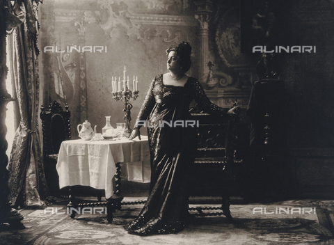 AVQ-A-001055-0036 - Scene from Act II of the opera 'Tosca' by Giacomo Puccini - Date of photography: 1905 ca. - Alinari Archives, Florence