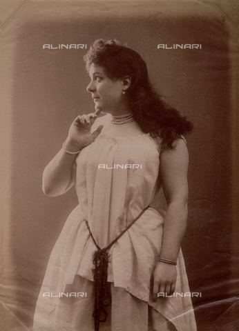 AVQ-A-001055-0052 - Lyric opera singer - Date of photography: 1900 ca. - Alinari Archives, Florence