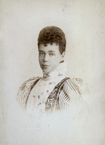 AVQ-A-001292-0008 - Half-length portrait of Grand Duchess Alessia Romanov, daughter of the Czar of all the Russias Alexander III - Date of photography: 1885-1900 ca. - Alinari Archives, Florence