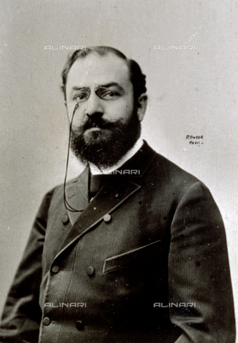 AVQ-A-001391-0106 - Half-length portrait of the French politician Léon Bourgeois - Date of photography: 1880-1890 ca. - Alinari Archives, Florence