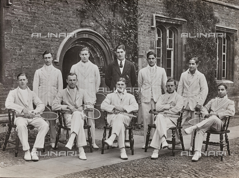 AVQ-A-001414-0001 - Winning students in the University of Cambridge tennis tournament 1923 - Date of photography: 1923 - Alinari Archives, Florence