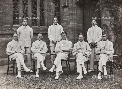 AVQ-A-001414-0008 - Winning students in the University of Cambridge tennis tournament 1925 - Date of photography: 1925 - Alinari Archives, Florence