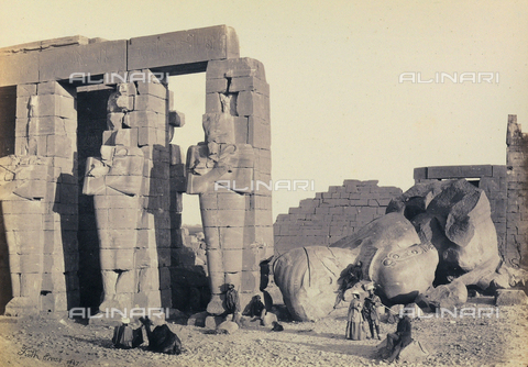 AVQ-A-001437-0018 - "Egypt and Palestine": detail of the Osirian pilasters of Ramesseum, funerary temple of Ramses II, Thebes - Date of photography: 1857 - Alinari Archives, Florence