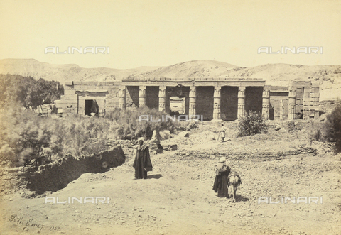 AVQ-A-001437-0057 - "Egypt and Palestine": portico and temple of Goorneh, Thebes - Date of photography: 1857 - Alinari Archives, Florence