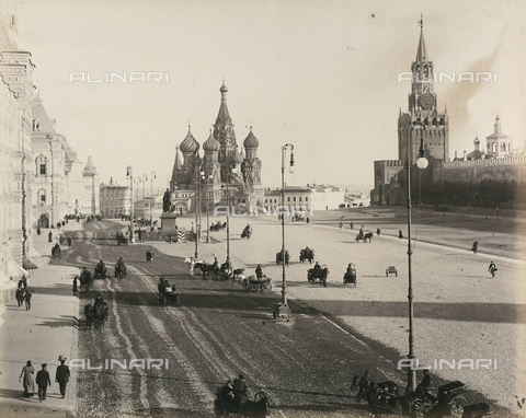 AVQ-A-001446-0007 - 'Souvenir de Moscou'. Red Square - Date of photography: 1880 ca. - Alinari Archives, Florence