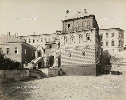 AVQ-A-001446-0013 - 'Souvenir de Moscou'.  A building in Moscow - Date of photography: 1880 ca. - Alinari Archives, Florence