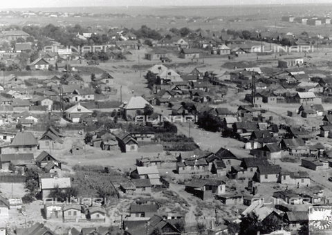 AVQ-A-001479-0092 - Panorama of a Russian town taken by an Italian soldier during the offensive campaign of 1942-43 - Date of photography: 1942-1943 - Alinari Archives, Florence