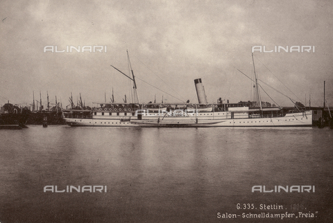 AVQ-A-001501-0105 - "Reisebilder (Photo Travel) - Richard Schmidt ": ship in the port of Szczecin - Date of photography: 1897 - Alinari Archives, Florence