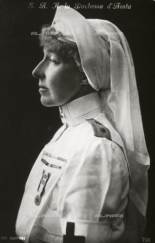 AVQ-A-001519-0037 - Her Royal Highness Elena d'Orleans, Duchess of Aosta, in a Red Cross uniform - Date of photography: 1918-1920 ca. - Alinari Archives, Florence