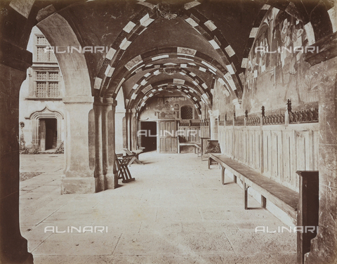AVQ-A-001553-0006 - The courtyard arcade of the castle at Issogne, Valle d'Aosta - Date of photography: 1878-1882 ca. - Alinari Archives, Florence