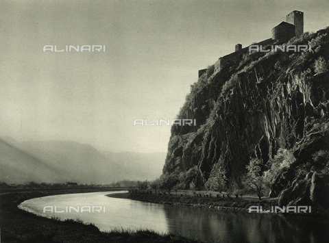 AVQ-A-001889-0002 - Firmiano Castle at Adige near Bolzano - Date of photography: 1925-1930 ca. - Alinari Archives, Florence