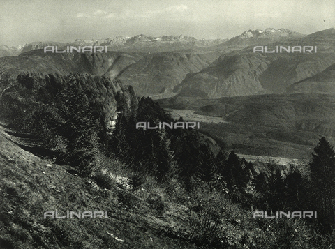 AVQ-A-001889-0004 - The Dolomites and Val d'Adige - Date of photography: 1925-1930 ca. - Alinari Archives, Florence