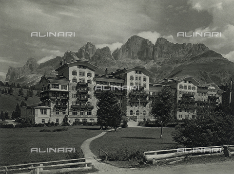 AVQ-A-001889-0013 - The Grand Hotel Carezza near Carezza - Nova Levante, Bolzano - Date of photography: 1925-1930 ca. - Alinari Archives, Florence