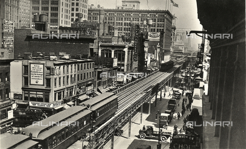AVQ-A-001988-0004 - Elevated railway crossing Manhattan, New York - Date of photography: 1940 ca. - Alinari Archives, Florence
