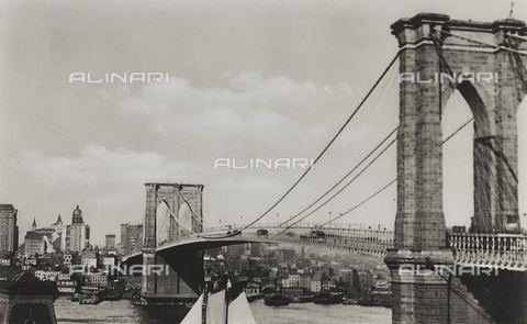 AVQ-A-001988-0009 - Brooklyn Bridge, New York - Date of photography: 1940 ca. - Alinari Archives, Florence