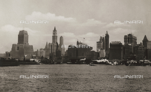 AVQ-A-001988-0010 - View of Manhattan, New York - Date of photography: 1940 ca. - Alinari Archives, Florence