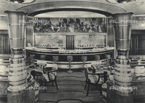 AVQ-A-002346-0007 - R.M.S. Queen Mary: the cocktail bar located on the prow of the transatlantic Queen Mary - Date of photography: 1936 - Alinari Archives, Florence
