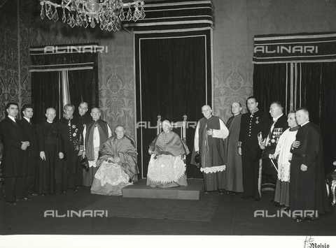AVQ-A-002364-0053 - XIV National Eucharistic Congress of Turin: Cardinal Legate Ildefonso Schuster and the papal mission - Date of photography: 1953 - Alinari Archives, Florence